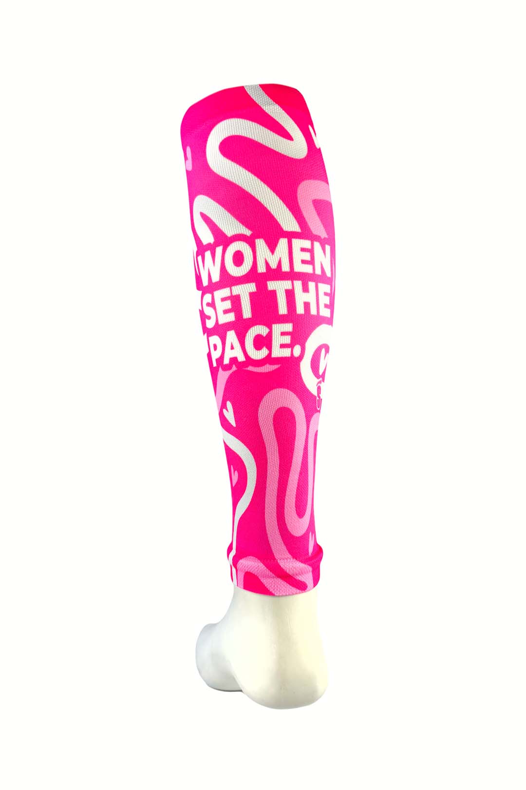 N2 - WOMEN SET THE PACE